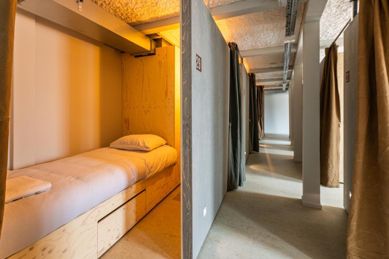Hostel Het Archief Зволе Екстериор снимка
